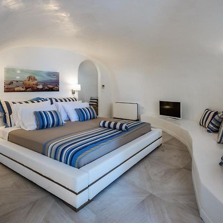 Elite Luxury Suites Οία Δωμάτιο φωτογραφία